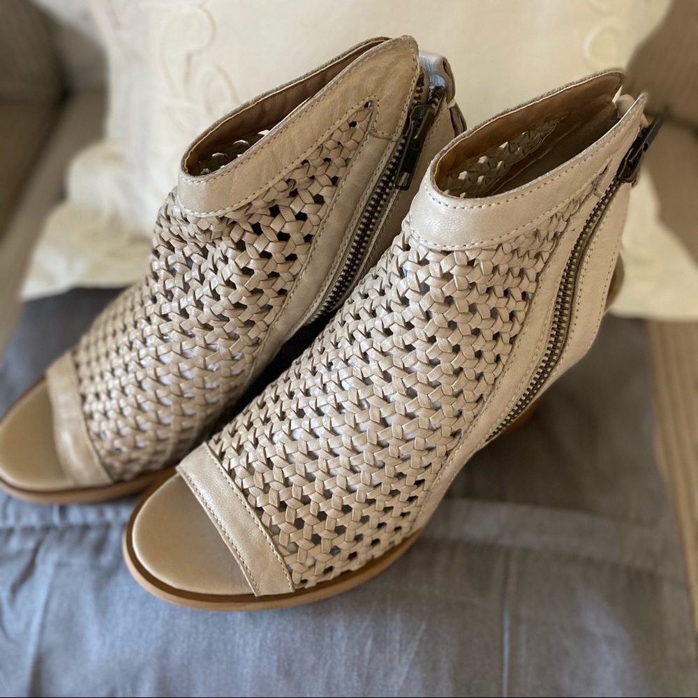 DIBA peep toe sandals